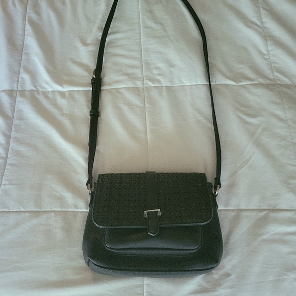 ⚡️EVERYTHING MUST GO⚡️Crossbody purse⚡️WHOLE PAGE $25 &UNDER⚡️ - Picture 7 of 7